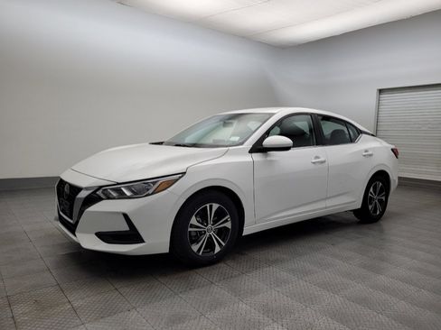 Used 2023 Nissan Sentra SV image 2
