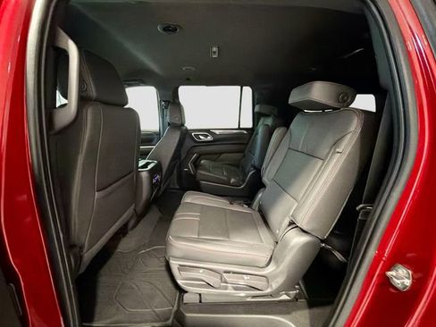 Used 2022 Chevrolet Suburban RST w/ Luxury Package image 24