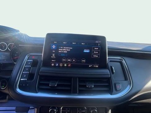 Used 2021 Chevrolet Suburban Z71 image 21