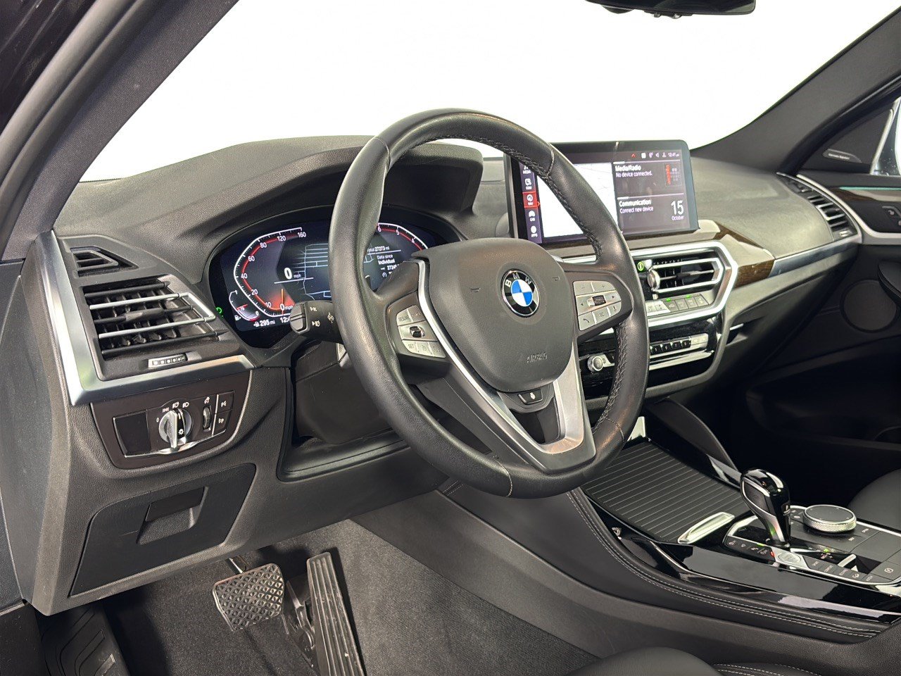Certified 2024 BMW X4 xDrive30i w/ Premium Package AWD/4WD image 4