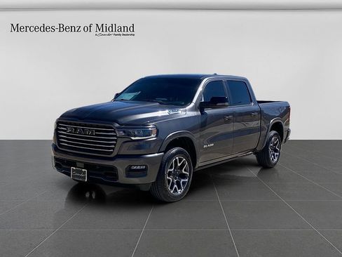 Used 2026 RAM 1500 Laramie AWD/4WD image 3