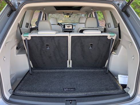 Used 2025 Volkswagen Atlas SE w/ Panoramic Sunroof Package image 20