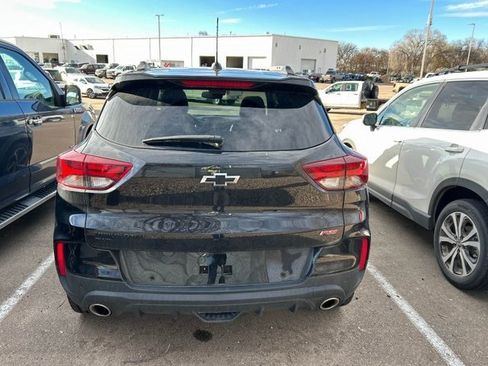 Certified 2022 Chevrolet TrailBlazer RS w/ Sun and Liftgate Package image 8