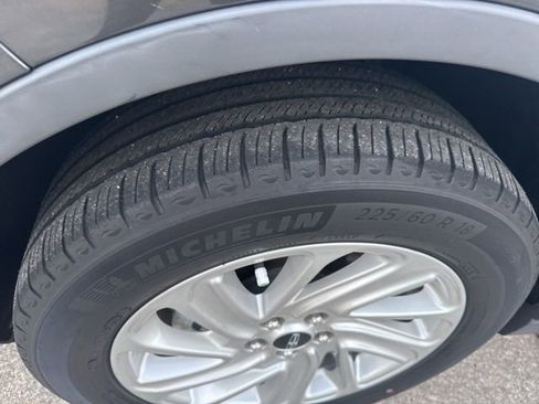 Used 2020 Lincoln Corsair FWD w/ Convenience Package image 23