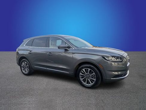 Used 2022 Lincoln Nautilus FWD w/ Premium Package image 7
