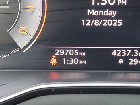 Used 2023 Audi Q5 2.0T Premium Plus image 30