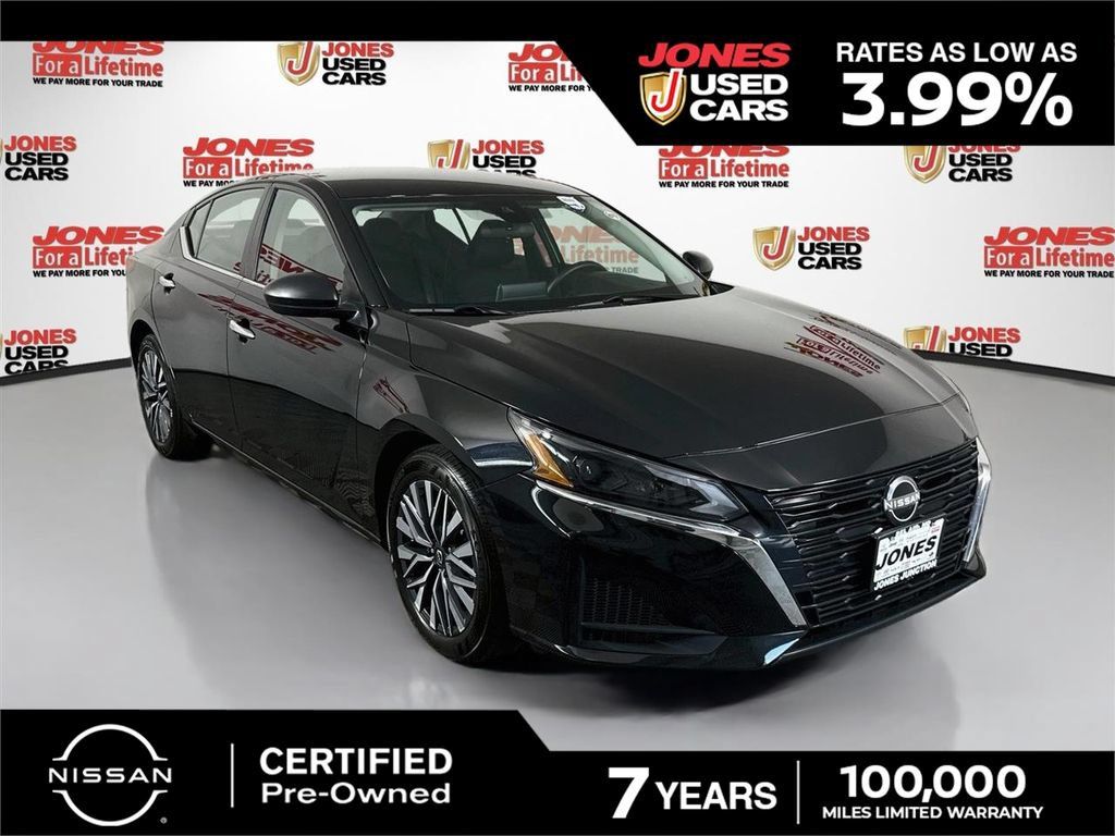 Certified 2024 Nissan Altima 2.5 SV FWD image 1