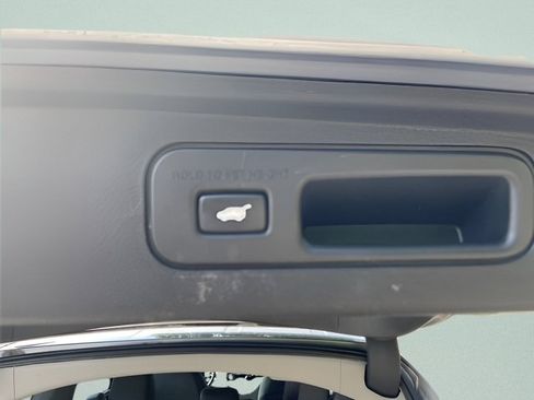 Used 2018 Honda Odyssey EX-L image 16