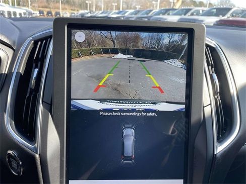 Used 2024 Ford Edge Titanium image 20