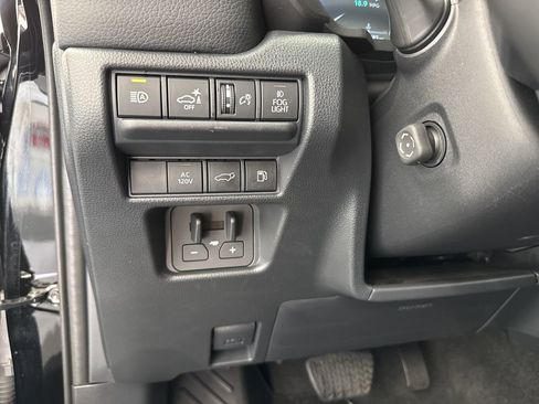 Certified 2025 Toyota Land Cruiser w/ Premium Package AWD/4WD image 38