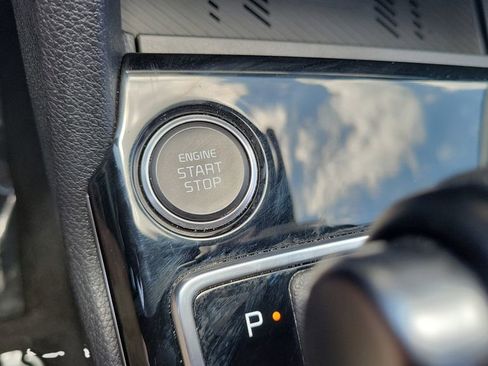 Used 2024 Kia Sportage EX FWD image 27