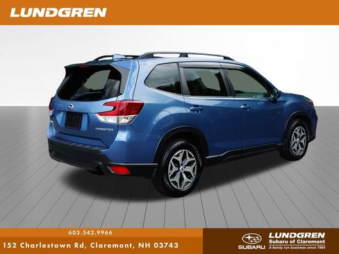 Used 2019 Subaru Forester Premium w/ All-Weather Package AWD/4WD image 3