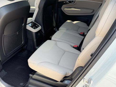 New 2026 Volvo XC90 T8 Core w/ Protection Package Premier AWD/4WD image 19