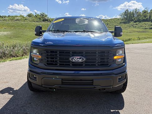 Used 2025 Ford F150 STX w/ Equipment Group 201A FX4 AWD/4WD image 8