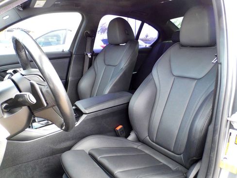 Used 2019 BMW 330i Sedan image 18