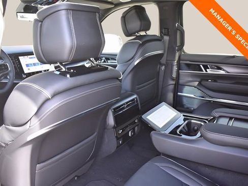 New 2025 Jeep Grand Wagoneer Series II Obsidian w/ Quick Order Packagew 28T image 16