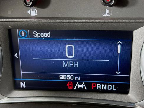 Used 2020 Chevrolet Equinox LT AWD/4WD image 2