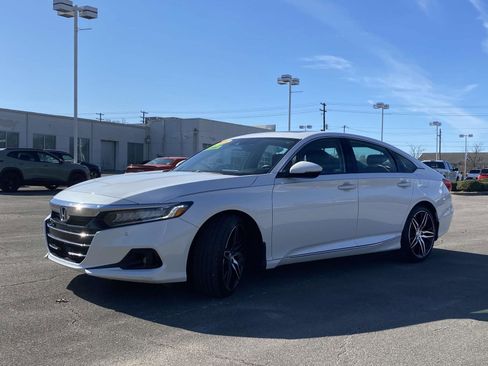 Used 2021 Honda Accord Touring image 7