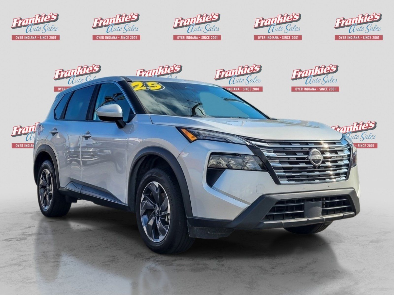 Used 2025 Nissan Rogue SV FWD image 7