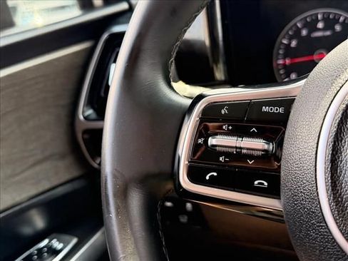 Used 2022 Kia Sorento X-Line EX AWD/4WD image 19