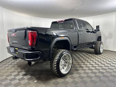 Used 2022 GMC Sierra 2500 Denali image 3