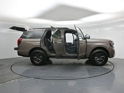 New 2026 Ford Expedition Tremor image 4