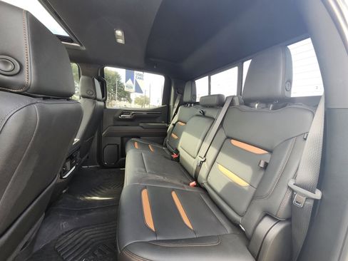 Used 2025 GMC Sierra 1500 AT4 w/ AT4 Premium Package image 12