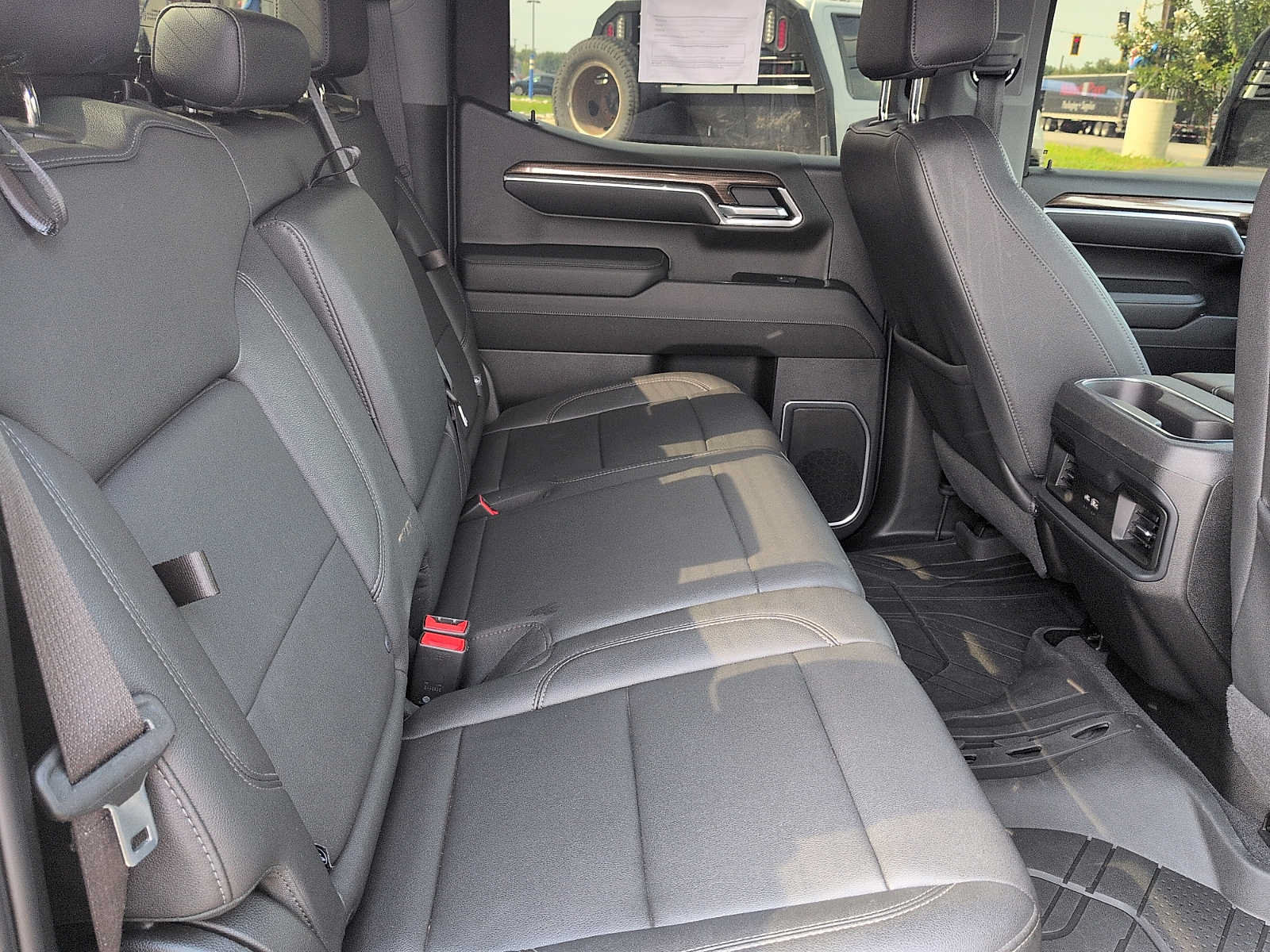 Used 2023 Chevrolet Silverado 1500 RST w/ Rally Edition AWD/4WD image 11
