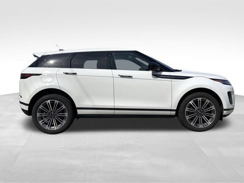 Used 2024 Land Rover Range Rover Evoque S image 4