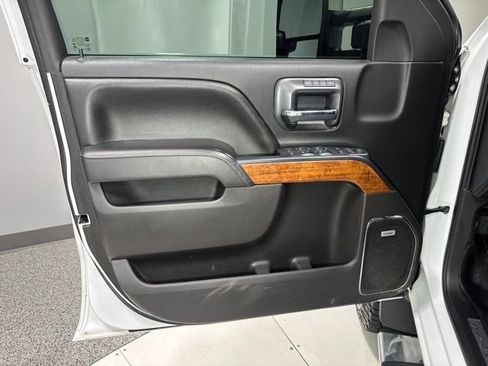 Used 2017 Chevrolet Silverado 2500 High Country w/ Duramax Plus Package AWD/4WD image 12