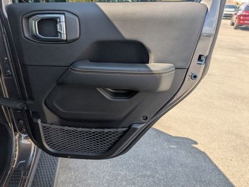 New 2026 Jeep Wrangler Unlimited Sahara AWD/4WD image 29