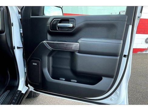 Used 2021 Chevrolet Silverado 1500 LTZ w/ LTZ Premium Package image 20