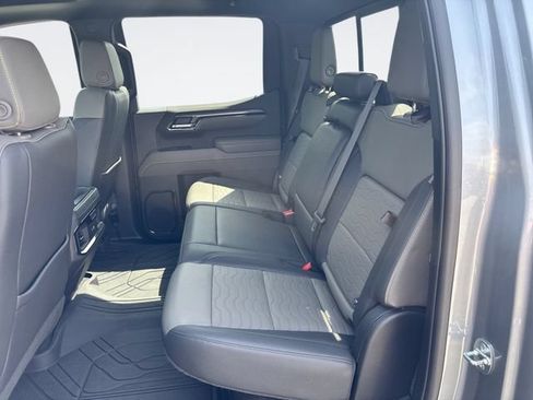 Used 2023 Chevrolet Silverado 1500 ZR2 w/ Technology Package AWD/4WD image 23