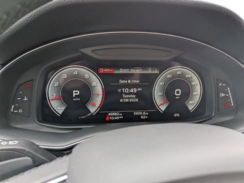 Used 2021 Audi Q7 3.0T Premium AWD/4WD image 15