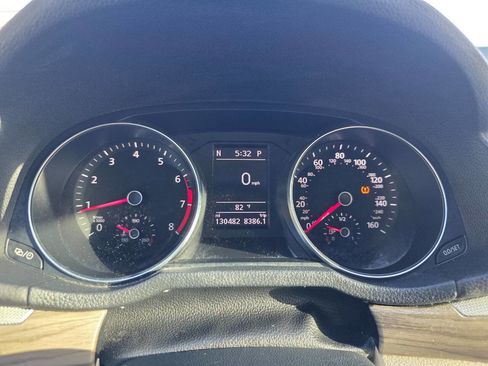 Used 2018 Volkswagen Passat 2.0T SE image 17