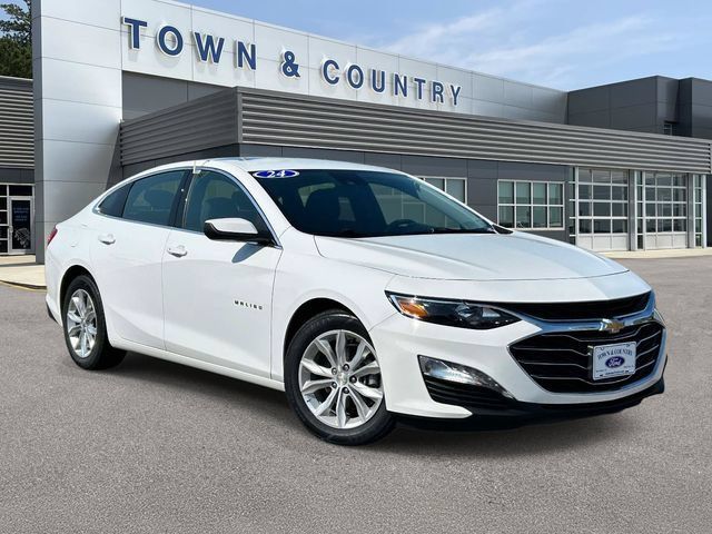 Used 2024 Chevrolet Malibu LT FWD image 1