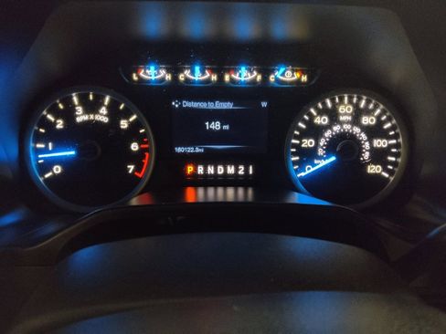 Used 2015 Ford F150 XLT w/ Equipment Group 301A Mid RWD image 23