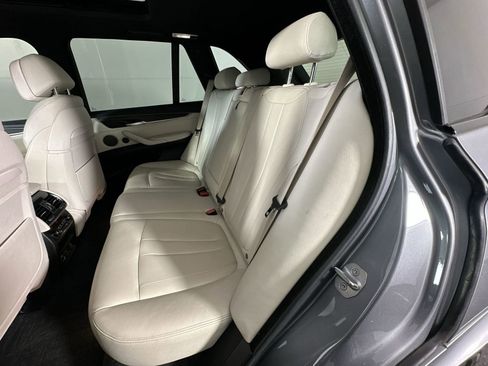 Used 2016 BMW X5 xDrive40e image 27