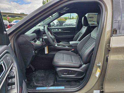 New 2026 Ford Explorer ST-Line AWD/4WD image 16