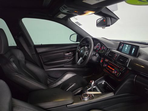 Used 2016 BMW M3 RWD image 23