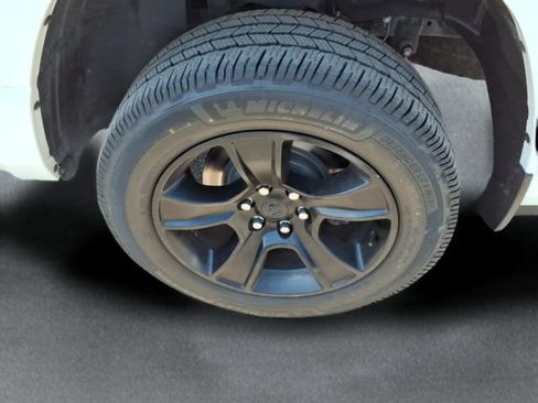 Used 2021 RAM 1500 Big Horn AWD/4WD image 11