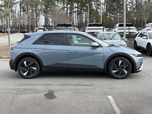 New 2026 Hyundai Ioniq 5 SEL image 8