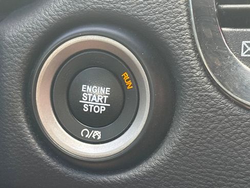 Used 2020 Dodge Durango R/T w/ Blacktop Package image 16