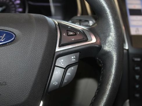 Used 2019 Ford Edge Titanium w/ Cold Weather Package FWD image 14