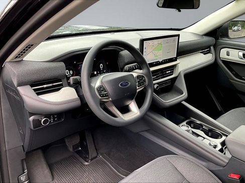 New 2026 Ford Explorer Active AWD/4WD image 7