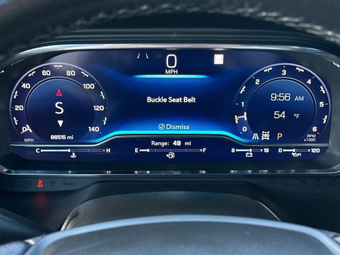 Used 2022 Chevrolet Tahoe Z71 w/ Luxury Package image 36