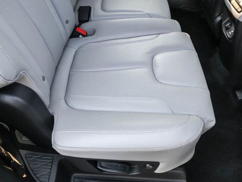 Certified 2023 Hyundai Palisade SEL image 35