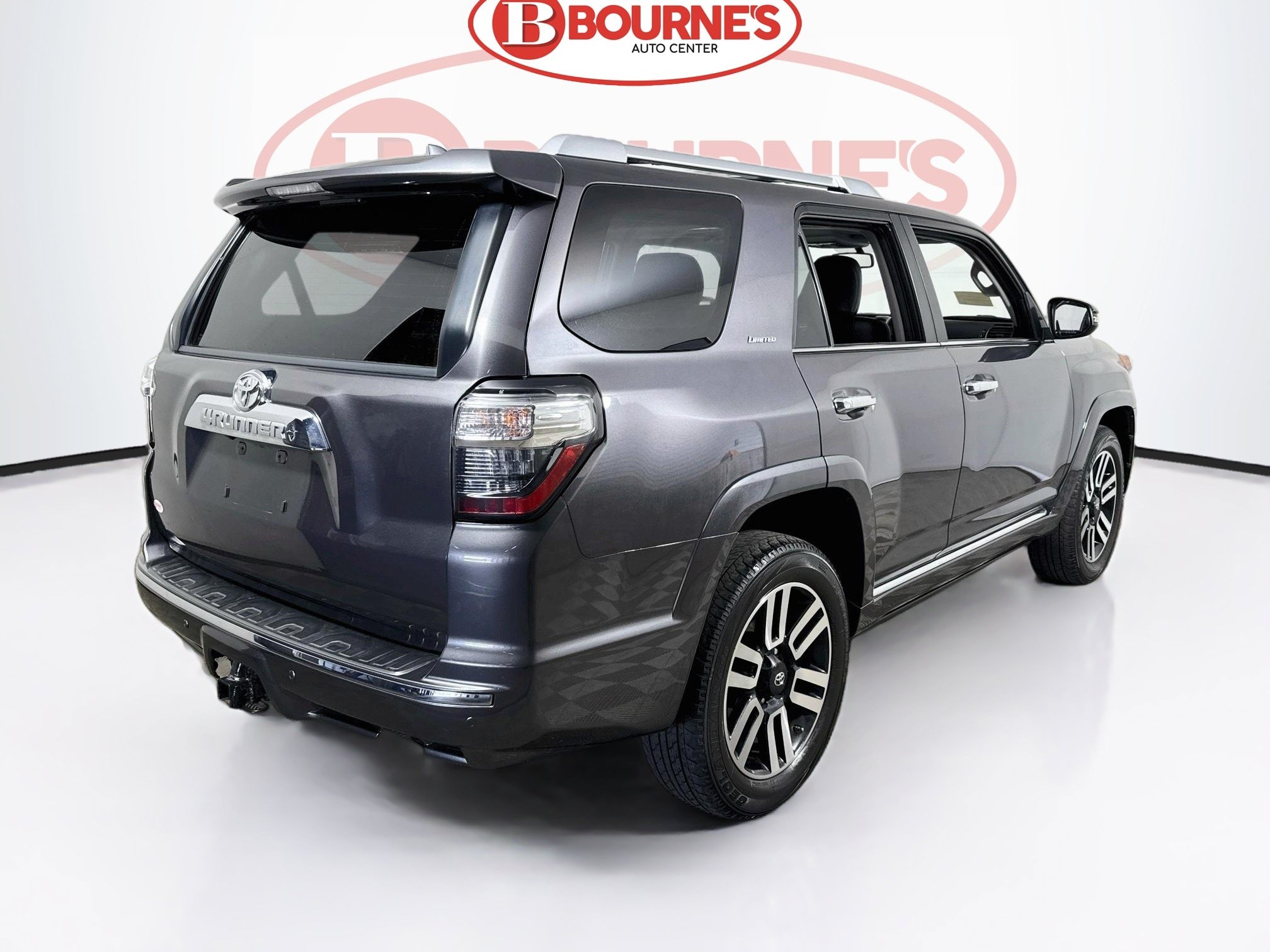 Used 2018 Toyota 4Runner Limited AWD/4WD image 11