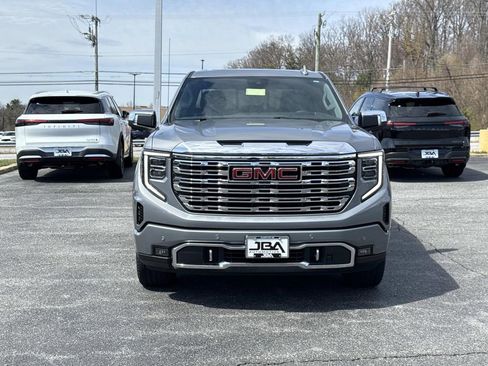 Used 2024 GMC Sierra 1500 Denali w/ Denali Reserve Package AWD/4WD image 22