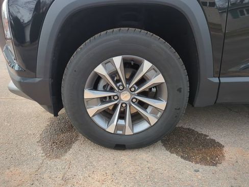 Used 2026 Chevrolet Equinox LT w/ Convenience Package II AWD/4WD image 33